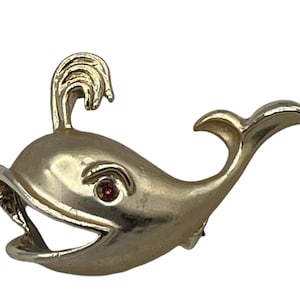 Vintage Unisex Spouting Whale Red Eye Brooch Pin