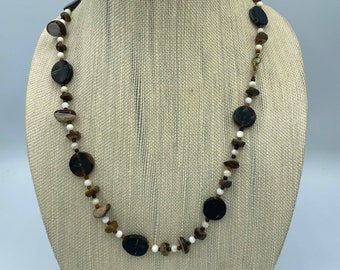 Boho Necklace Mix Natural Stones and Plastic