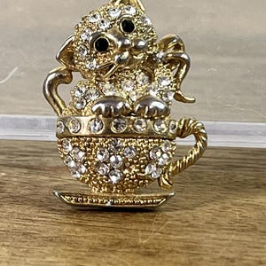 Vintage Cat Kitty Crystal Rhinestone Pin Brooch AS IS