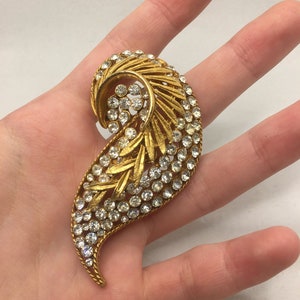 BSK Large Clear Rhinestone Scroll Leaf Brooch / Signed