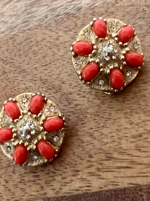 Vintage Button Clip-On Earrings - image 4