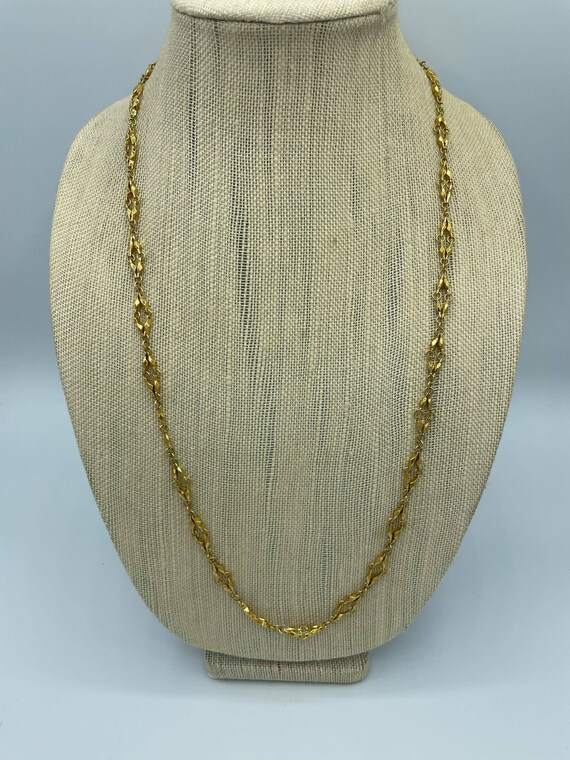 Vintage Trifari TM Heavy Gold Necklace 