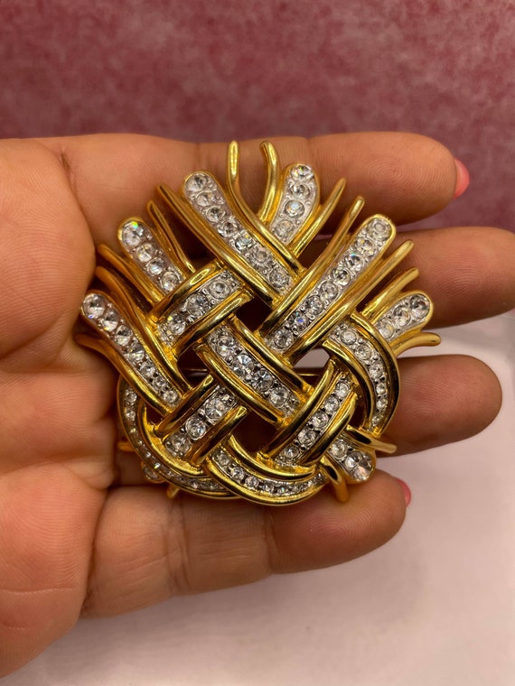 Vintage Kenneth Jay Lane Rhinestone Brooch – 1960… - image 3