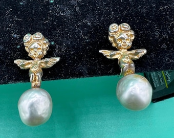 Pendientes vintage tipo clip de ángel con perlas sintéticas. 1,25 pulgadas