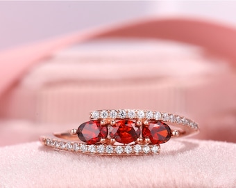 Red Garnet Bypass Swirl Engagement Ring, 3 Stone Mothers Ring, Personalized Rings For Mom, Everyday Rings To Wear, Natural Gemstone Rings