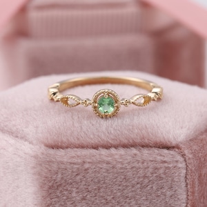 Tsavorite Engagement Ring, Dainty Gemstone Ring, Minimalist Ring Green Garnet Stone, Women&#39;s Birthstone Rings, Surprise Ring For Girlfriend