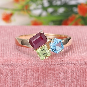 Cluster Colored Gemstone Wedding Ring Gold, Custom Family 3 Stone Birthstone Ring, Dainty Ruby Peridot Topaz Ring, Mothers Gift Ring