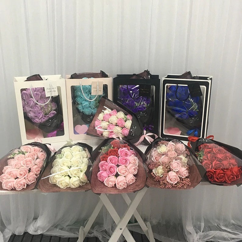 18pcs Creative Scented Artificial Soap Flowers Rose Bouquet Gift Box Simulation Rose Valentines Day Birthday Gift Decor image 1