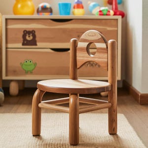 モンテッソーリ木製幼児用チェア、丸い座面と円形の背もたれ付き、プレイルーム、幼稚園、保育園のコーナーに最適な子供部屋用座席