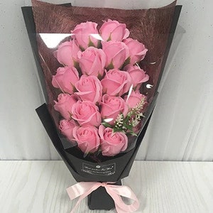 18pcs Creative Scented Artificial Soap Flowers Rose Bouquet Gift Box Simulation Rose Valentines Day Birthday Gift Decor CLR011