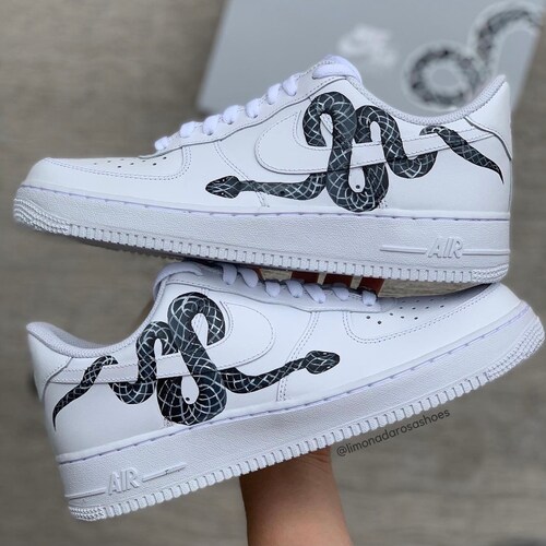 custom snake af1