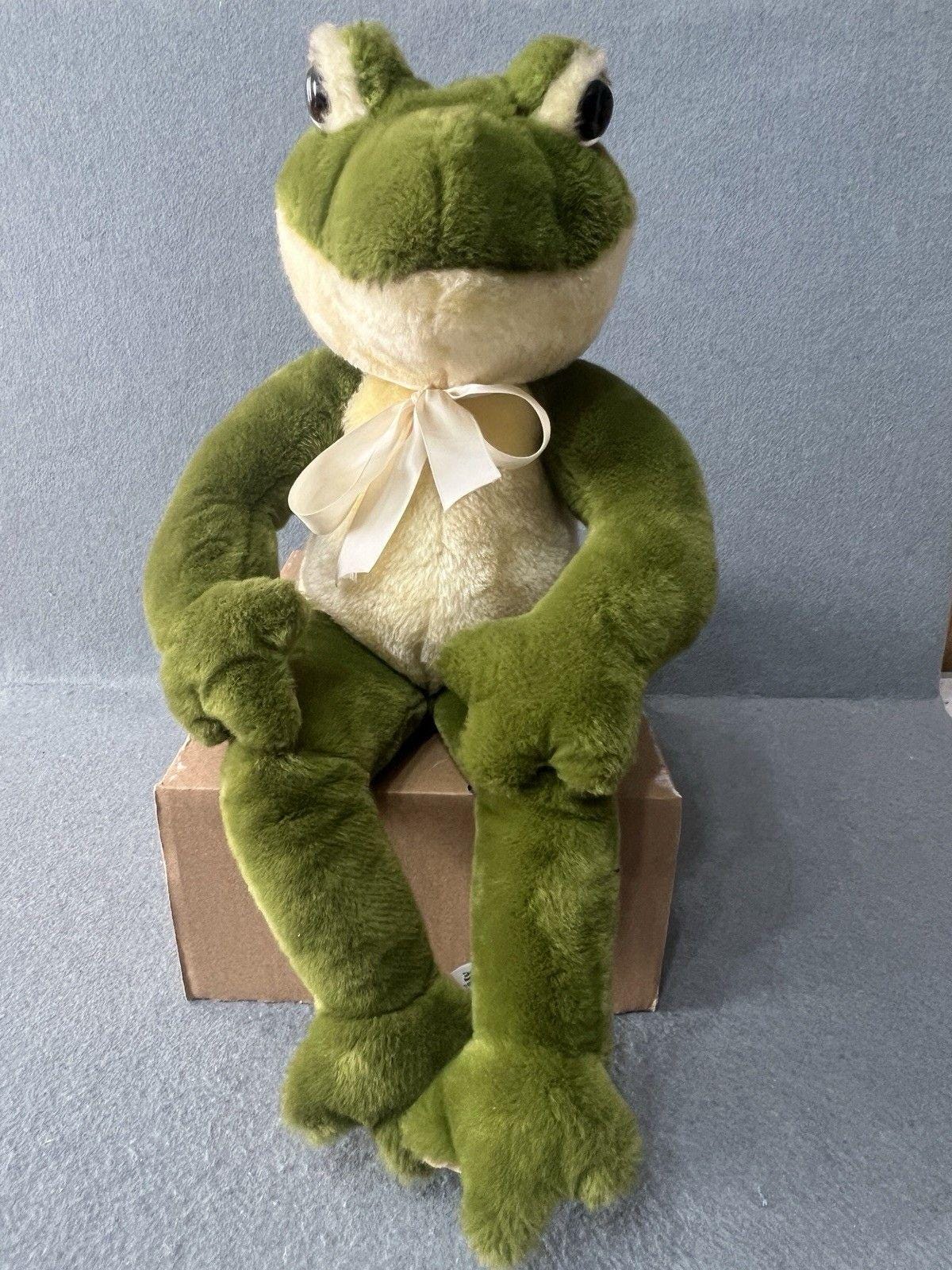 Vintage Merrythought Frog Soft Toy Plush Green Sitting Stuffed