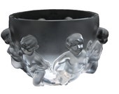 Lalique France LUXEMBOURG Pattern Frosted Crystal Bowl with Cherubs Great Pre Owned Condition