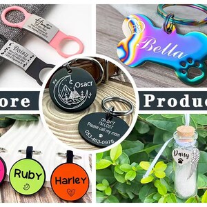K&ouml;nnte beinhalten: Eine Auswahl an personalisierten Haustier-Anh&auml;ngern in verschiedenen Formen, Farben und Designs. Die Anh&auml;nger umfassen einen knochenf&ouml;rmigen Anh&auml;nger mit dem Namen "Bella" in Regenbogenfarben, einen runden Anh&auml;nger mit einer Bergszene und dem Namen "Oscar", einen runden Anh&auml;nger mit dem Namen "Roxie" in Pink, einen runden Anh&auml;nger mit dem Namen "Ruby" in Gr&uuml;n, einen runden Anh&auml;nger mit dem Namen "Harley" in Orange und ein kleines Glasfl&auml;schchen mit dem Namen "Daisy" und einem Pfotenabdruck.