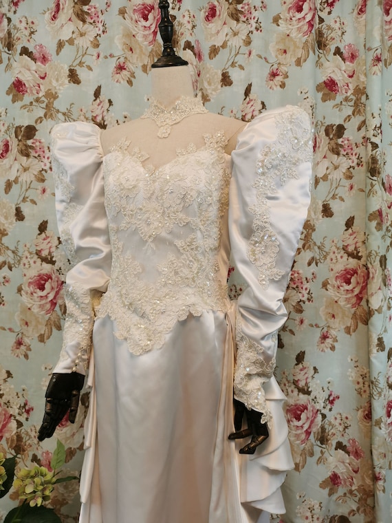 Vintage wedding princess dress lace beads detacha… - image 8