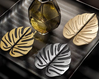 Monstera leaf  brass knobs and Pulls/ Turtle Leaf  Drawer Knobs/Cabinet Pulls/Wardrobe Pull /offices Knob /cafes Knob /restaurant  Knob