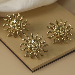 Sun knobs and Pulls/modern Drawer Knobs/Custom Engraved Cabinet Pulls/Wardrobe Pull/door handle/Nursery room knobs/Gold dresser handles
