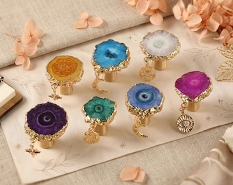 Natural Agate Crystal Gold Edging knobs/Irregular Ore Drawer pulls/Cabinet Pulls with Pendant/Wardrobe Handles/kitchen Knobs/Dresser pulls