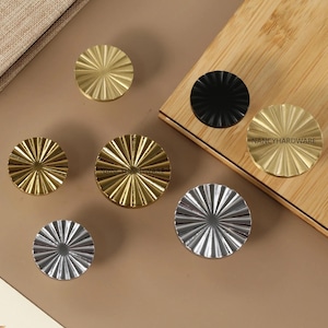 Texture circle Drawer Knobs/Sunflower Knobs Brass Pulls/Custom Engraved Cabinet Pulls/Wardrobe Pull/Kitchen handles knobs/Black knobs