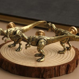 Vintage Messing T-Rex Schrankknopf, Dinosaurier Schubladenknauf, Möbelgriff, Kinderzimmer Schrank Hardware Dinosaurier Dekor, Kinderzimmer Kommode Knob