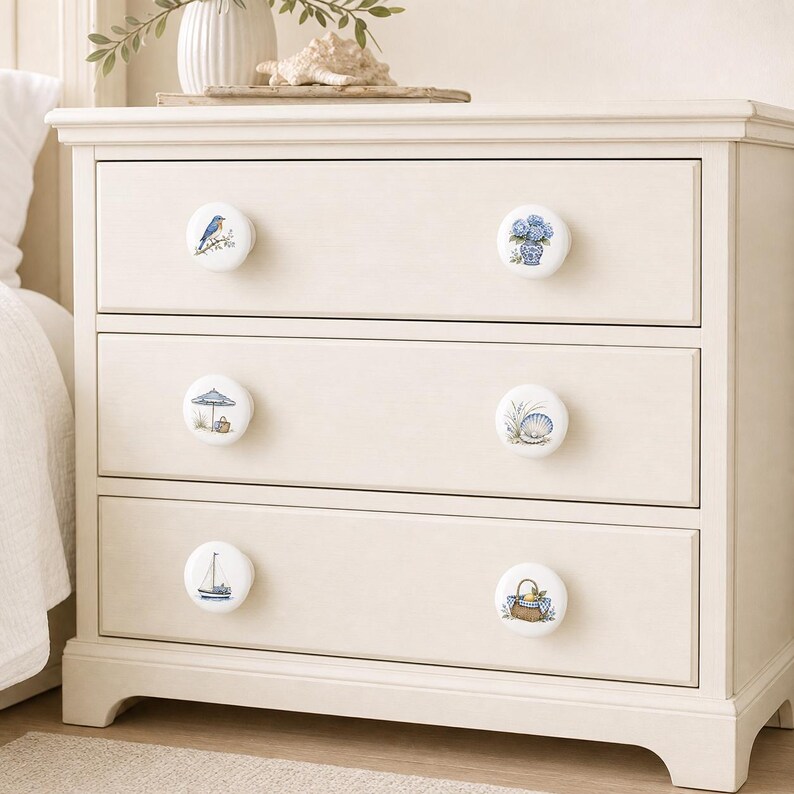 Gałki ceramiczne do szuflad Hortensja/Gałki do szafek Bluebird/Uchwyty do pokoju dziecięcego Hamptons Coastal/Gałki do komody domowej/Gałki do szafy muszlowej zdjęcie 3