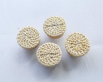 Nature rotin boho, bouton blanc en rotin pour armoire à tiroirs, meuble nordique en bois, bouton de meuble gravé personnalisé pour chambre de bébé en bois 4 cm