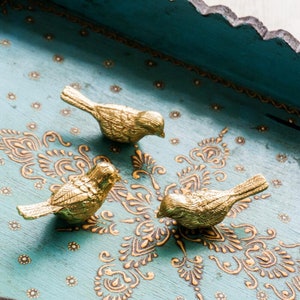Bird antique copper knobs and Pulls/ bird Drawer Knobs/Cabinet Pulls/Wardrobe Pull/door handle /offices Knob /cafes Knob /restaurant Knob image 1
