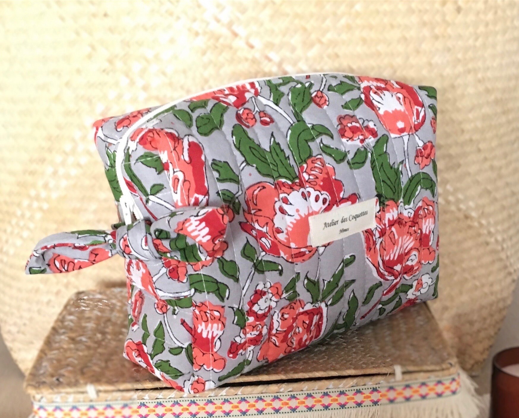 Trousse De Maquillage Matelassée De Voyage - Dimensions 21x15x16 Cm - Polyester - Neuve