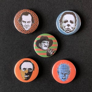 Set di 5 spille con icone horror