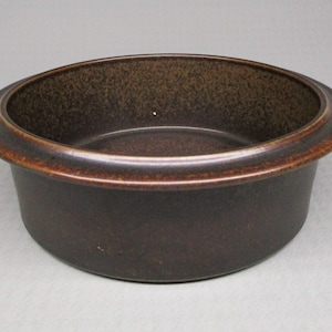 Arabia Ruska serving / vegetable bowl medium size Ulla Procopé Finland (1136)