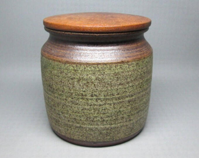 Vibert Pottery Canister With Wood Lid . Denis Vibert of Pine Tree Kiln