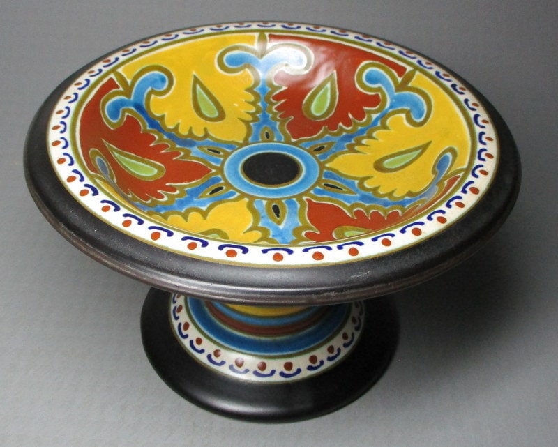 Gouda tazza / pedestal plate 209 Emmy Plazuid AK 4254 Holland (0660)