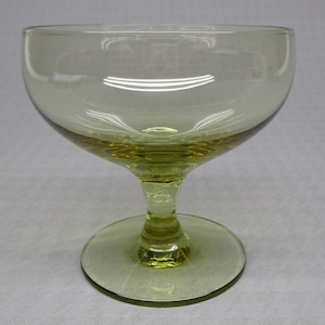 Russel Wright American Modern glass in chartreuse liquor / cocktail (inv#1992D)