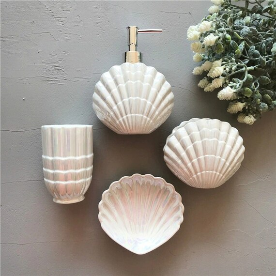 Leaf Design 5PCS Set Glass Bath Accessories Hand Soap Dispenser & Tumbler &  Soap Dish & Toothbrush Holder & Tray - China Accessories Set and Bathroom  Accessories Set price