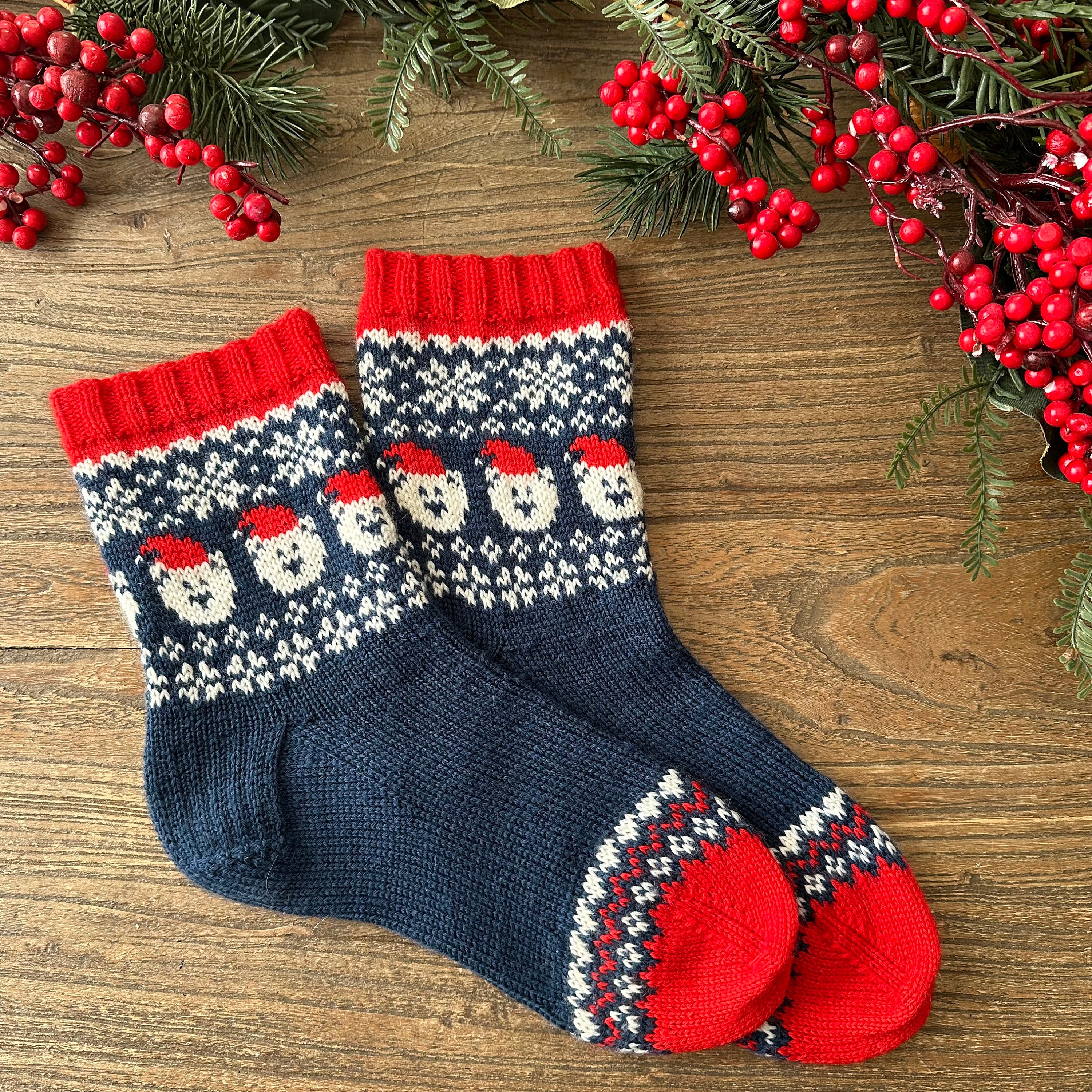 Let It Snow Socks - Pdf Knitting Pattern Colorwork
