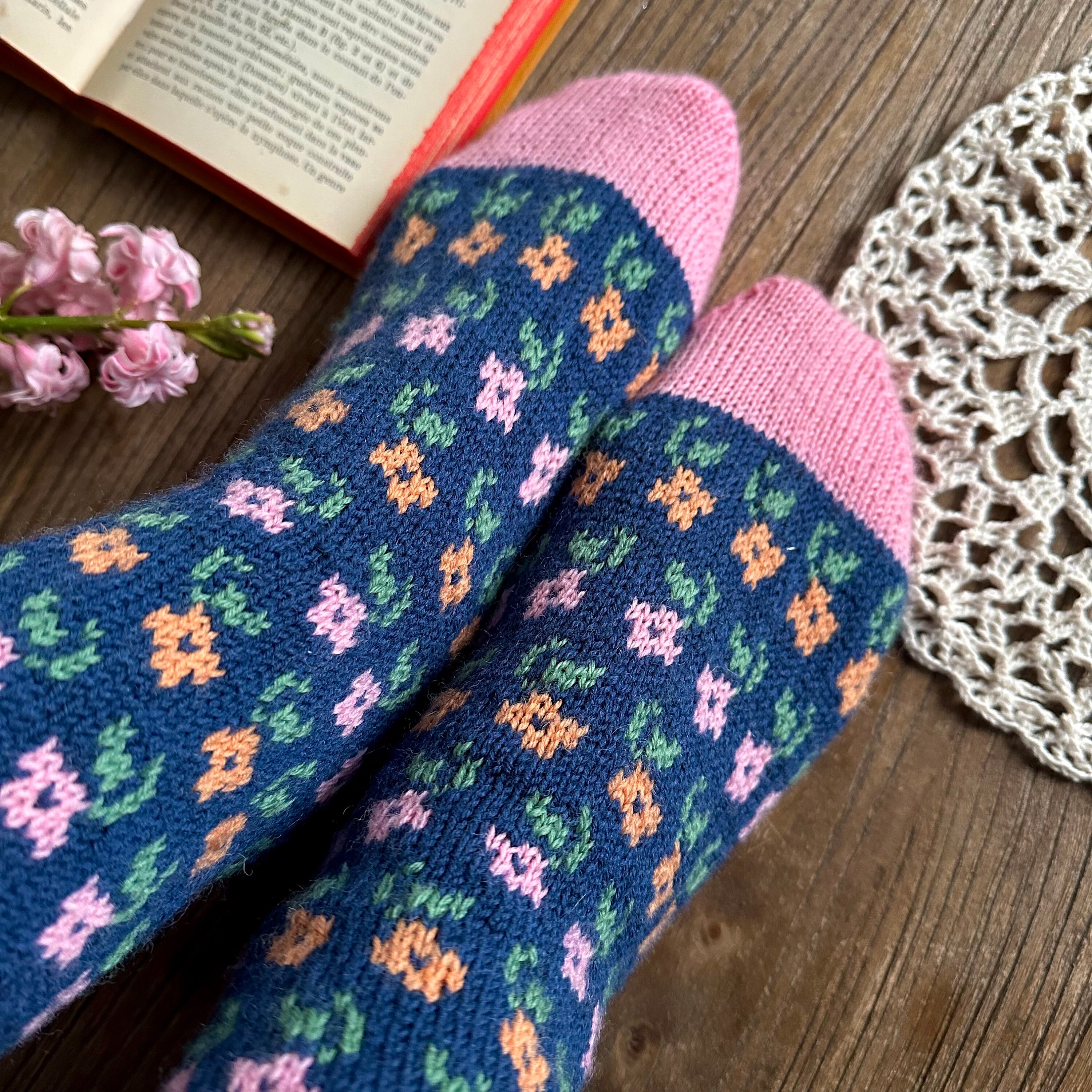 Flower Garden Socks - Pdf Knitting Pattern Colorwork, Spring