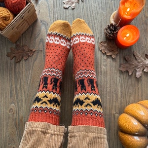 Spooky season socks Pdf knitting pattern colorwork, black cat bat skeleton skull halloween image 8