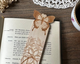 Butterfly and flowers wood bookmark - Laser cut and engraved bookmark, hinsect, lily flower