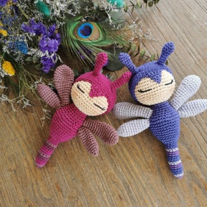La mia libellula sul filo del rasoio - Schema Amigurumi all&#39;uncinetto PDF disponibile in francese e inglese