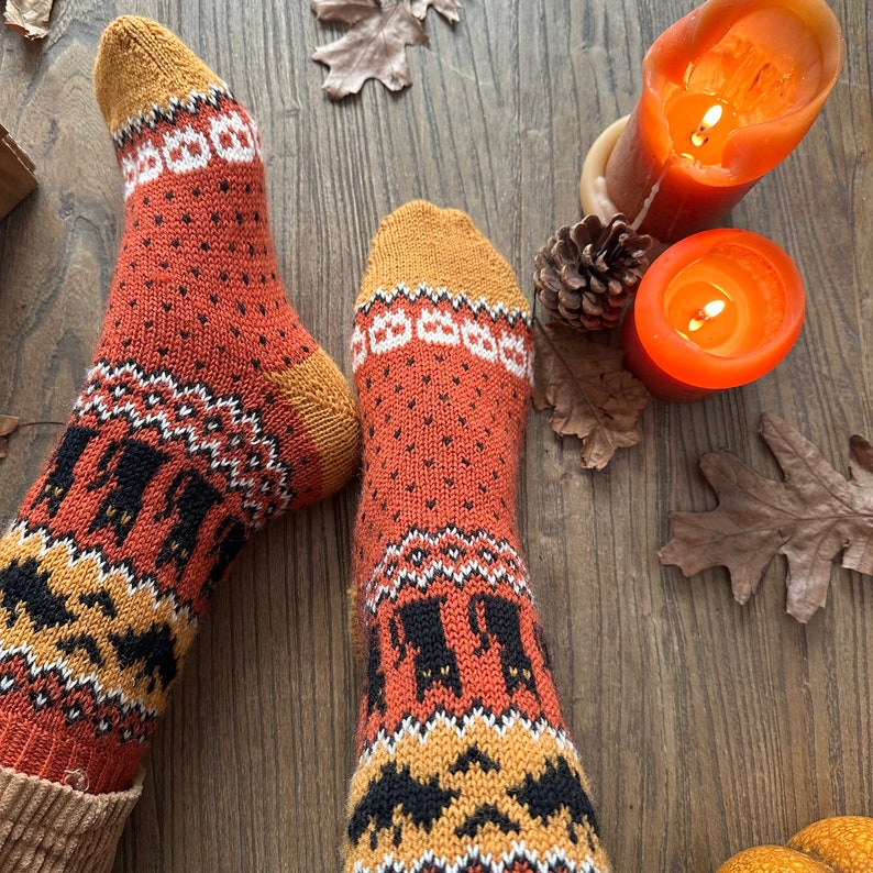 Spooky season socks Pdf knitting pattern colorwork, black cat bat skeleton skull halloween image 9