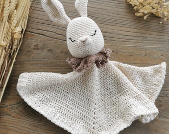 Mon doudou lièvre - Couverture crochet patron crochet PDF disponible en français et en anglais