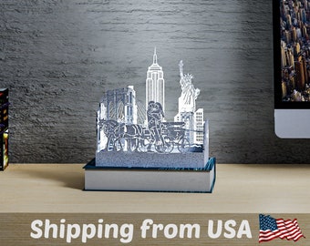 New York City attraction lightbox "Lovers in NY" - custom love gift shadow lamp - 3d printed New York romantic gift for her shadowbox -