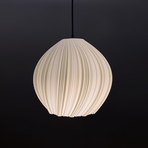 Vågig hängande mjukt skenande lampskärm - Elegant pendellampa i mjukt elfenbensfärgat