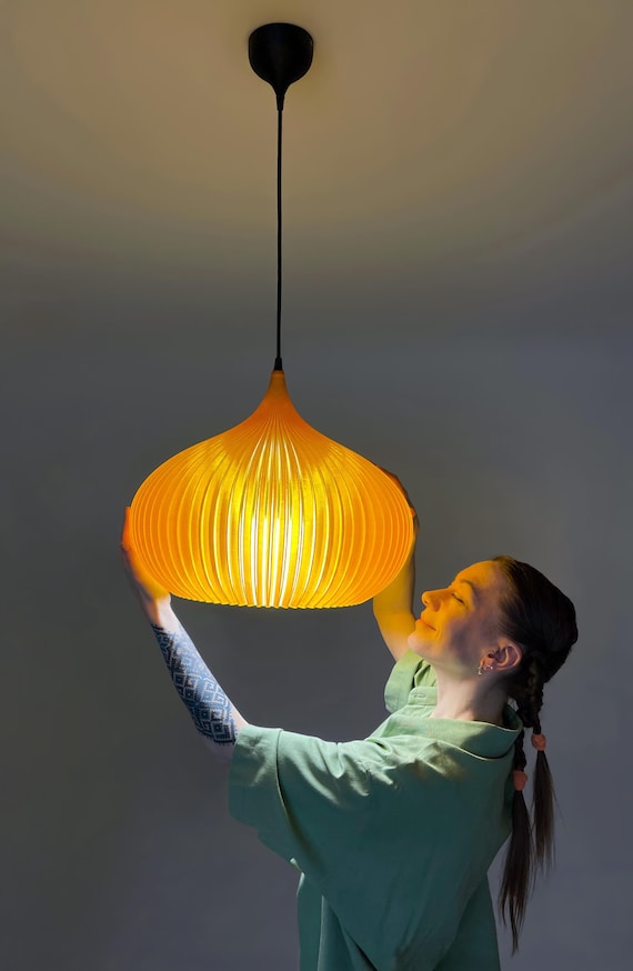 Amber Pendant Light for Kitchen Island | Retro Striped Oval Lamp Shade, Mid Century Dining Room Light, Plug In Option, 3D Printed