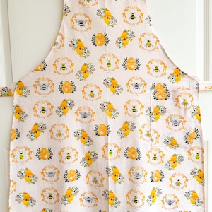 Pink Bee Apron, Bee Apron, Women&#39;s Apron, Pink Apron, Kitchen Apron, Bees, Kitchen Goods,  Floral Apron, Pink Floral Apron, Bee Hive Apron