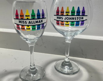 Personalised Teacher Glasses or Notepad gifts. End of year gifts for teachers/teaching assistants gin wine tumbler, teacher gifts