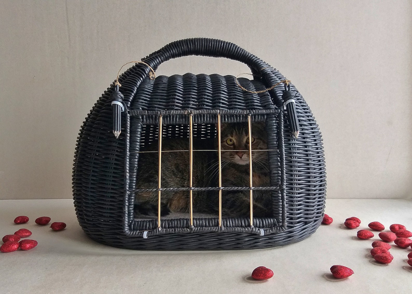Wicker cat carrier. It can serve as a bed for your pet . The Etsy
