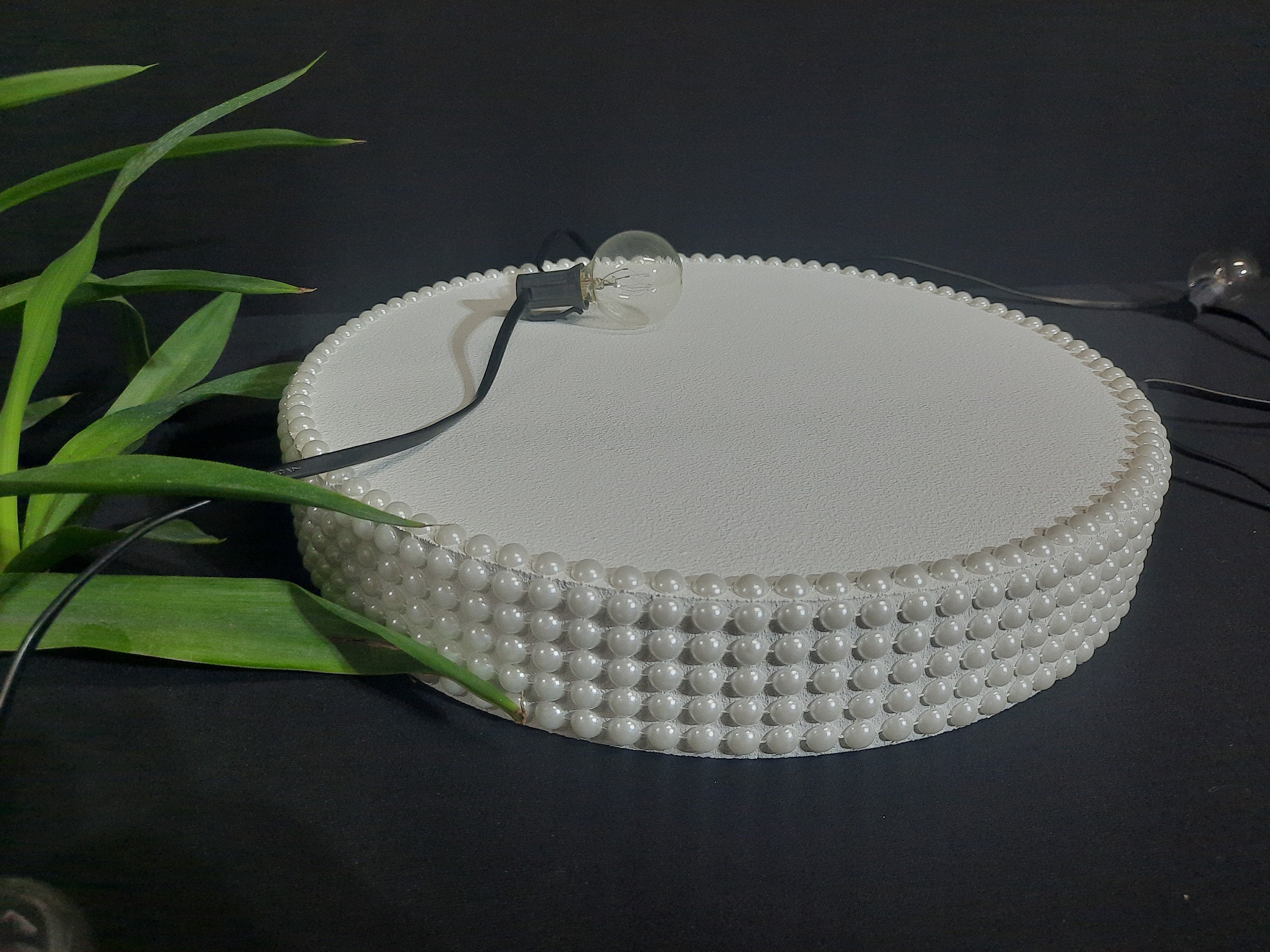 Cake Stand Height 2 Inches, Round Cake Stand With Pearls Sides, White ...