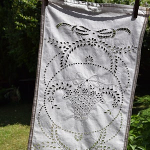 Antique Linen Pair Curtains French Brise Bise Handmade Needlework Richelieu Lace Cafe Curtain Valance Rustic Home Decor Romantic Country