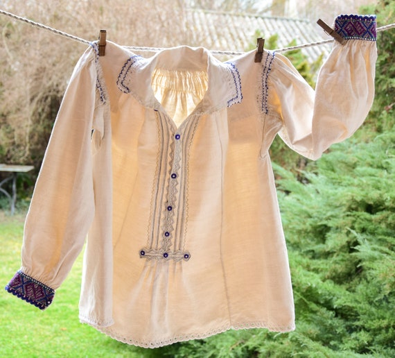 Antique Hungarian Organic Linen  Folk Costume Blou